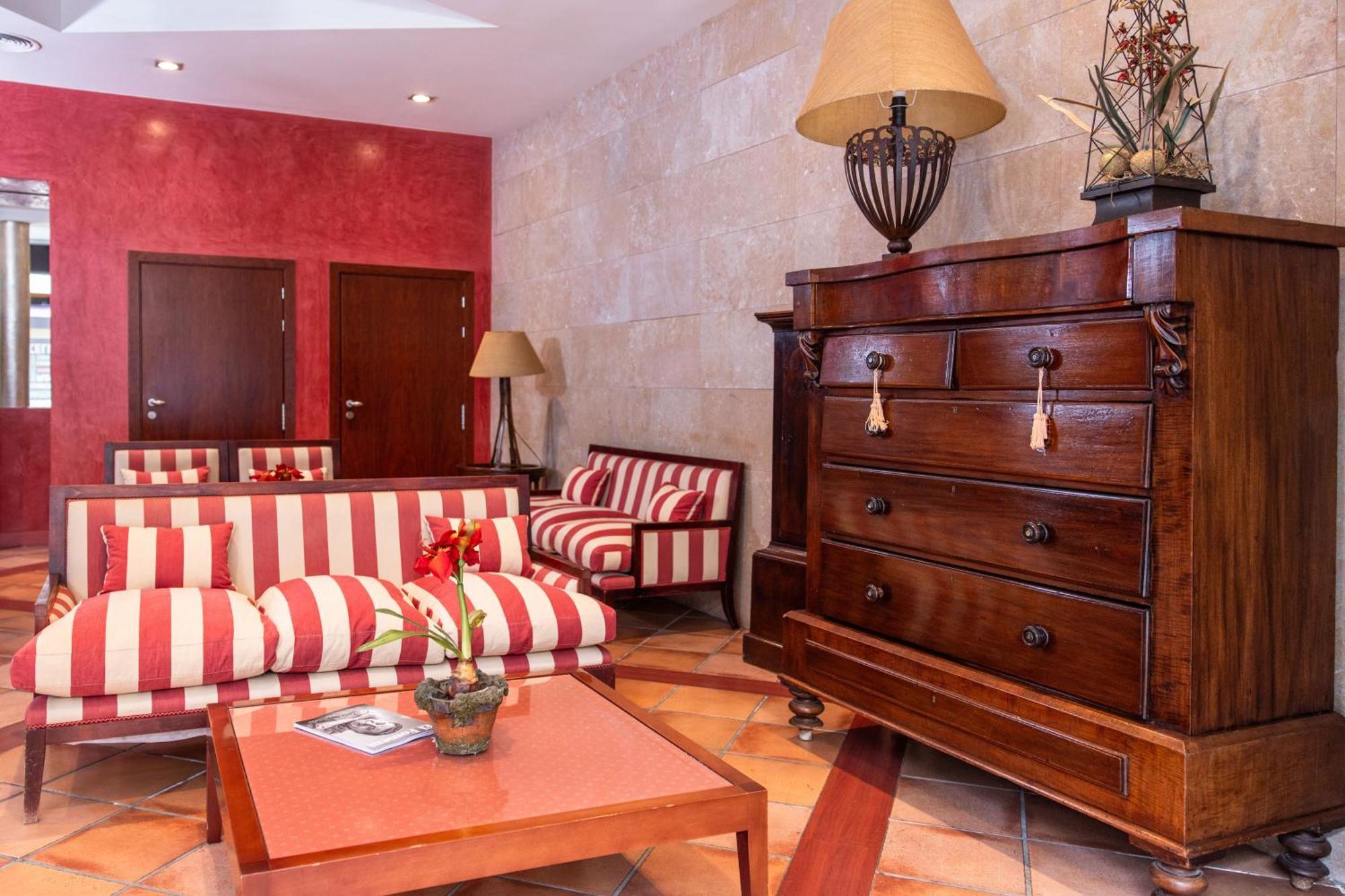 Rvhotels Vila De Tossa (Adults Only) Тоса де Мар Екстериор снимка